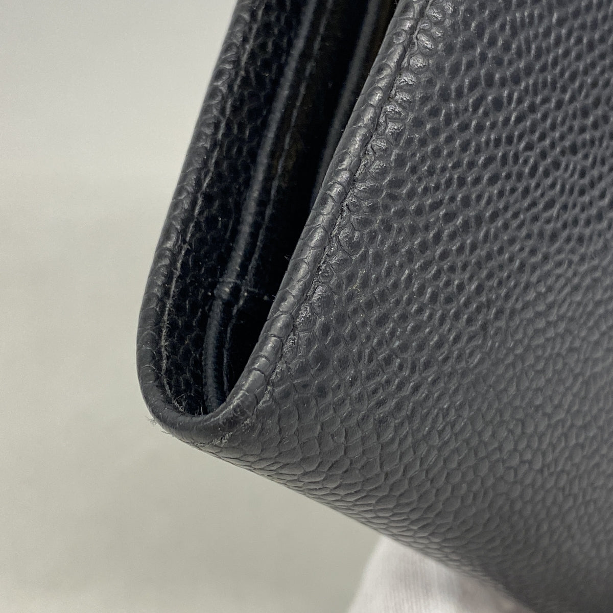 【6id5138】シャネル 長財布 キャビアスキン ブラック ゴールド金具【中古】レディース