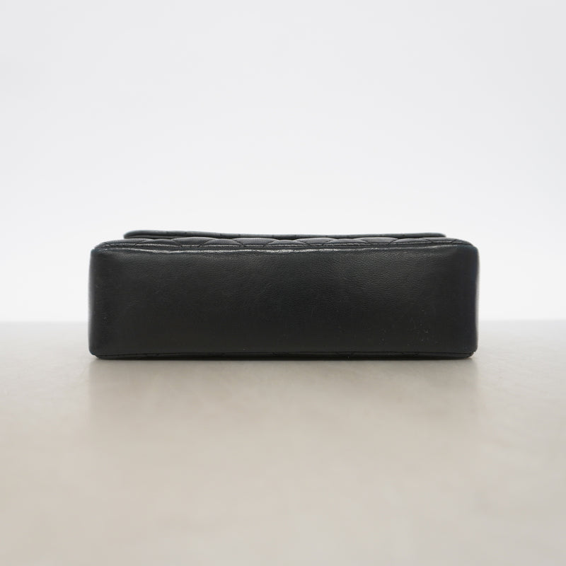 【6id5161】シャネル ショルダーバッグ マトラッセ チェーンショルダー ラムスキン ブラック ゴールド金具【中古】レディース