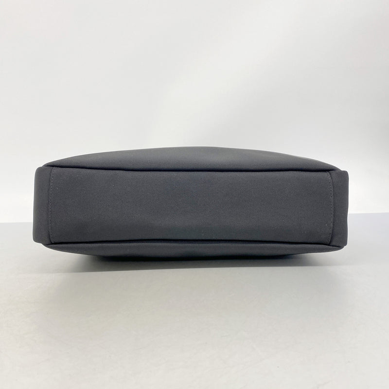【6id5207】グッチ ショルダーバッグ 019 0418 ナイロン ブラック シルバー金具【中古】メンズ
