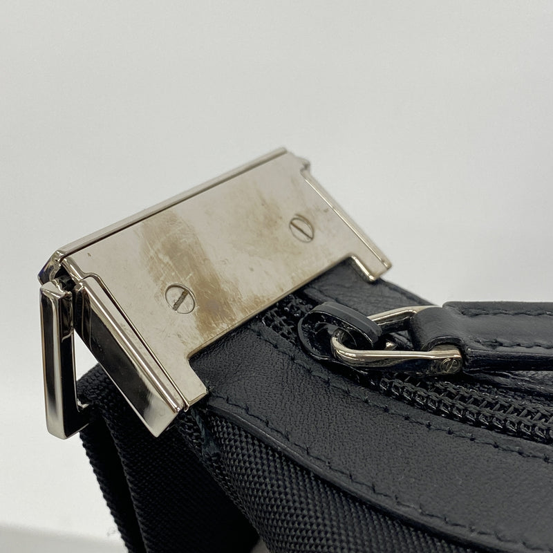 【6id5207】グッチ ショルダーバッグ 019 0418 ナイロン ブラック シルバー金具【中古】メンズ