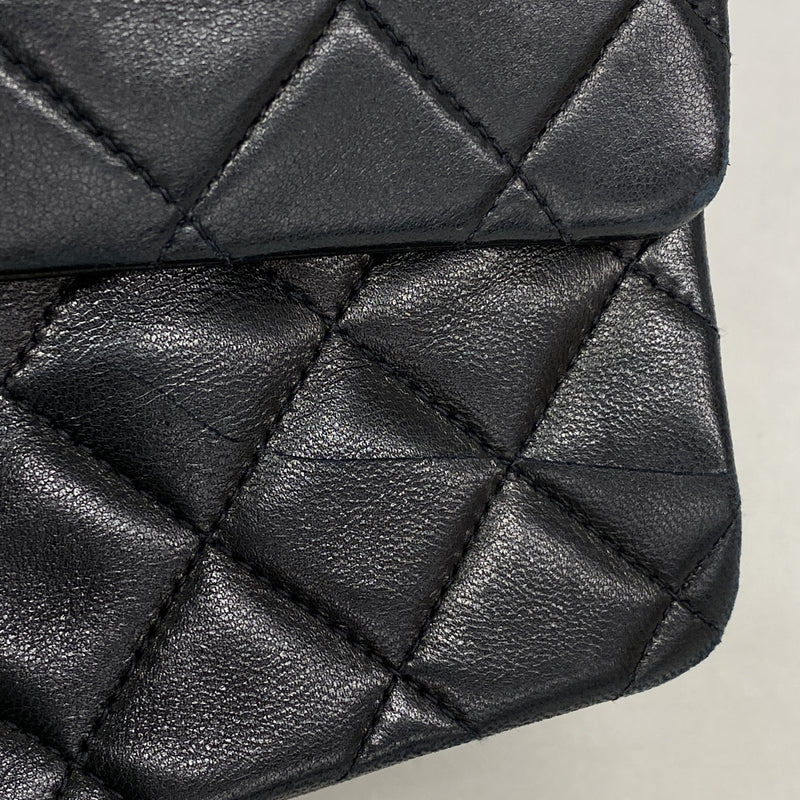 【6id5261】シャネル ショルダーバッグ マトラッセ Wフラップ Wチェーン ラムスキン ブラック ゴールド金具【中古】レディース