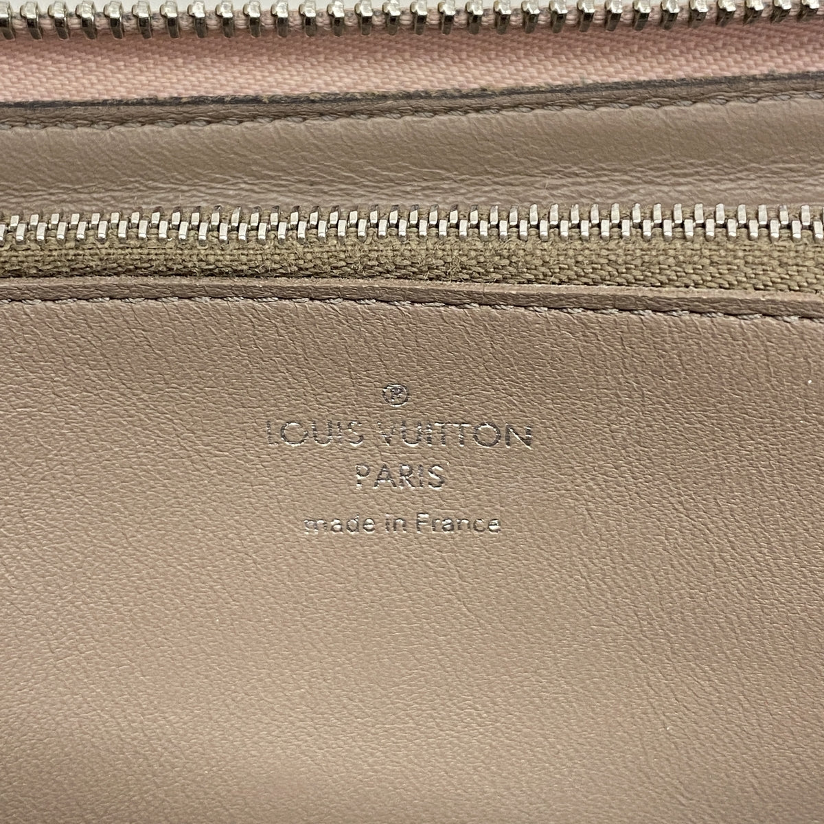 【6id5283】ルイヴィトン 長財布 トリヨン ポルトフォイユコメット M63103 マグノリア【中古】レディース