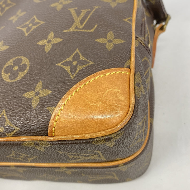 【6id5343】ルイヴィトン ショルダーバッグ モノグラム アマゾン M45236 ブラウン【中古】レディース