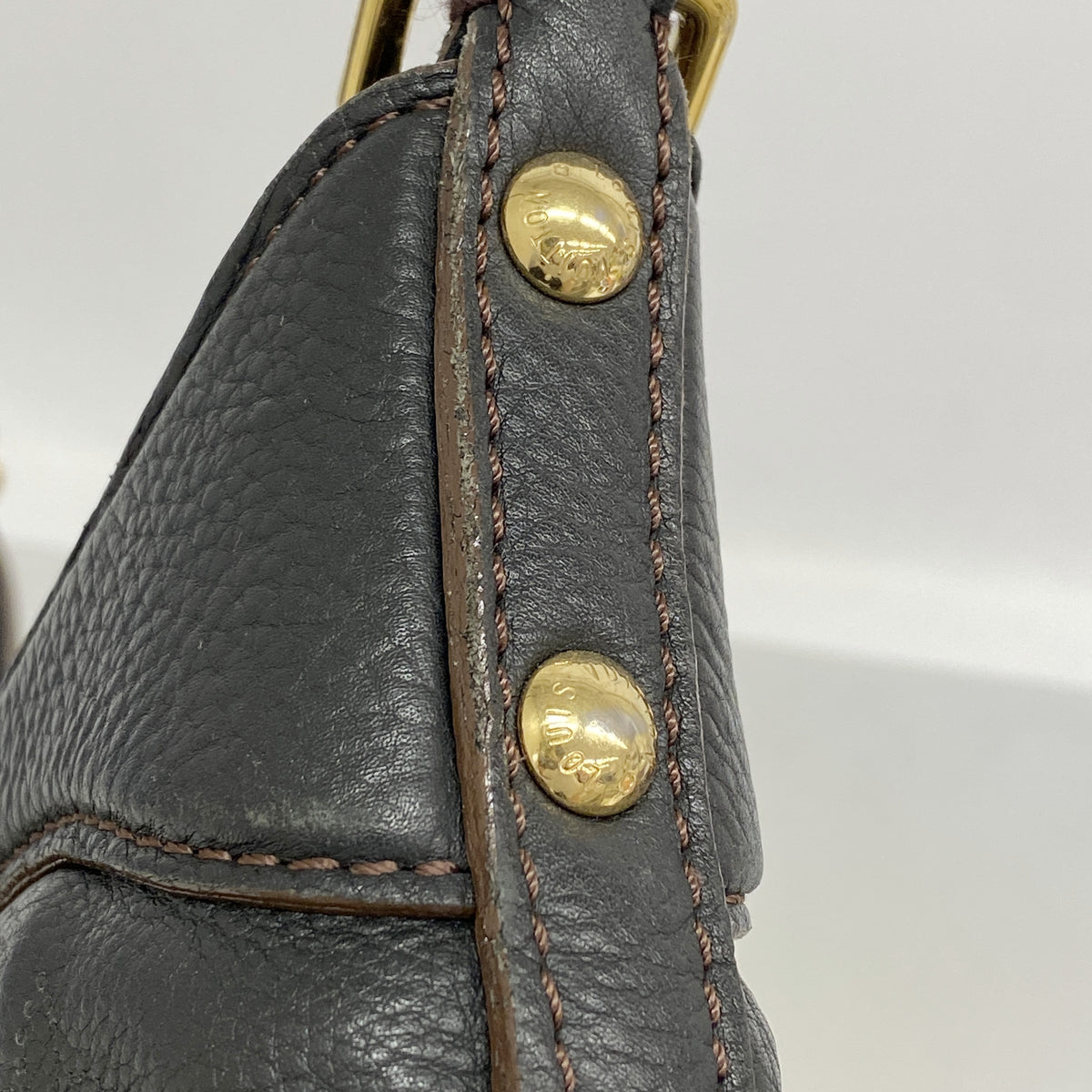 【6id5382】ルイヴィトン ショルダーバッグ マヒナ XS M95660 ノワール【中古】レディース