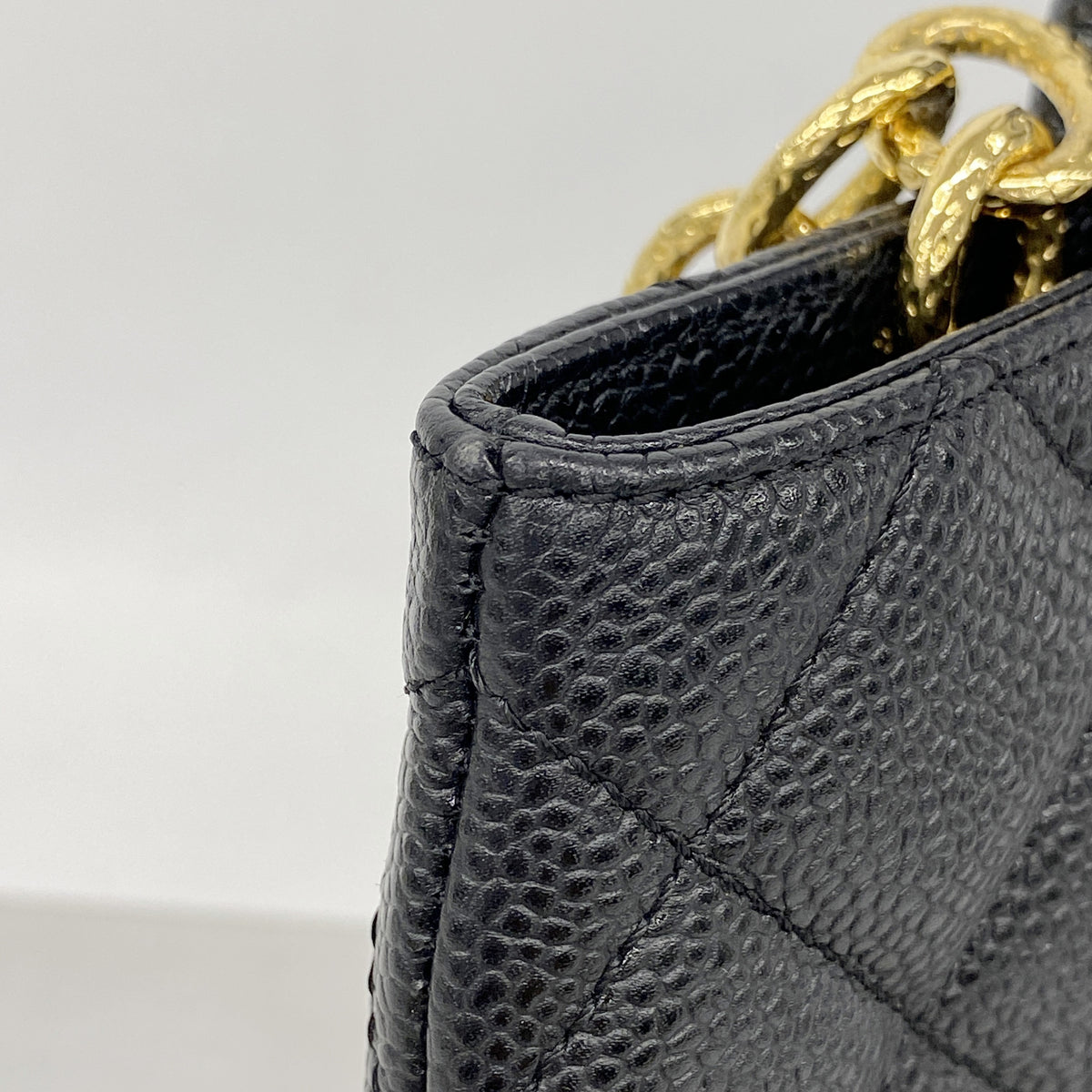 【6id5400】シャネル トートバッグ 復刻トート キャビアスキン ブラック ゴールド金具【中古】レディース