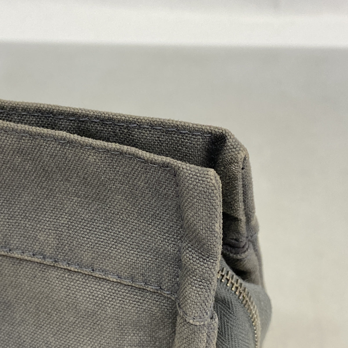 【6id5407】エルメス ポーチ フールトゥポーチ キャンバス グレー シルバー金具【中古】メンズ レディース ユニセックス