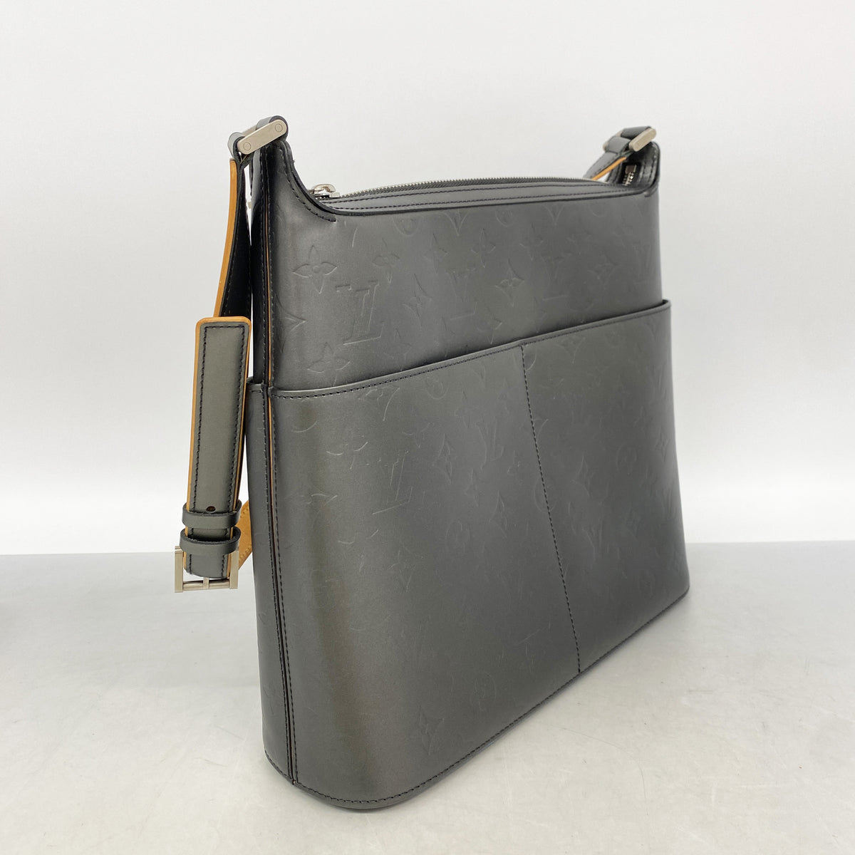 【6id5431】ルイヴィトン ショルダーバッグ モノグラム・マット サッター M55162 ノワール【中古】レディース