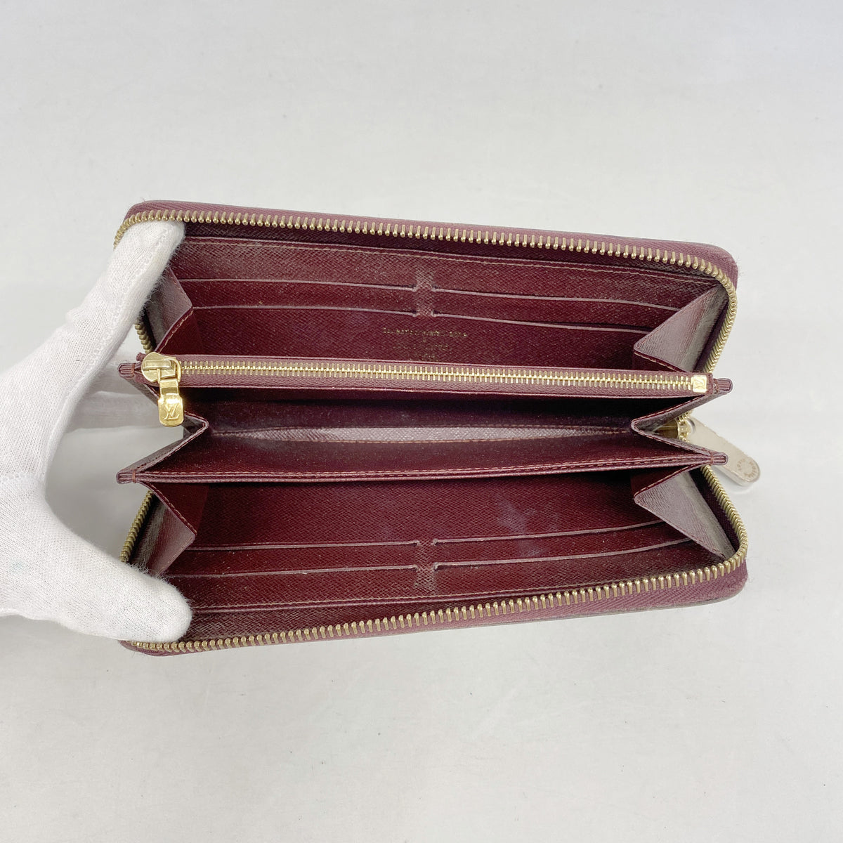 【6id5506】ルイヴィトン 長財布 ダミエ・パイエット ジッピーウォレット N63174 ルージュ【中古】メンズ レディース ユニセックス