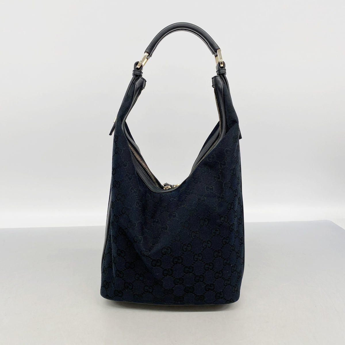 【6id5512】グッチ ショルダーバッグ GGキャンバス 001 4288 キャンバス ブラック シャンパンゴールド金具【中古】レディース