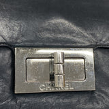 【6id5518】シャネル ショルダーバッグ 2.55 Wチェーン レザー ブラック シルバー金具【中古】レディース