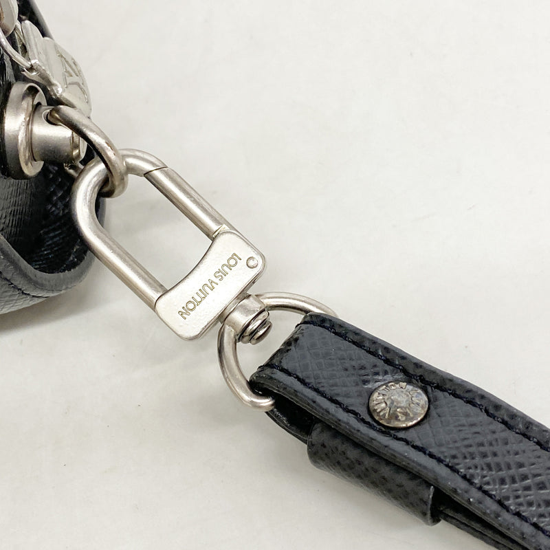 【6id5521】ルイヴィトン クラッチバッグ タイガ バイカル M30182 アルドワーズ【中古】メンズ