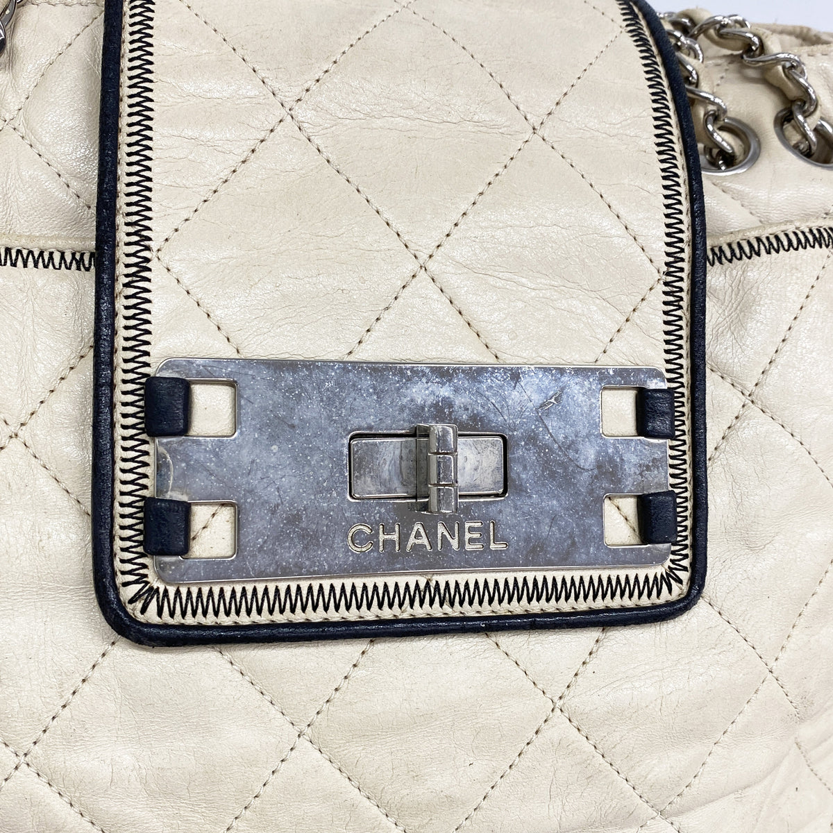 【6id5529】シャネル チェーントート 2.55/マトラッセ レザー アイボリー シルバー金具【中古】レディース