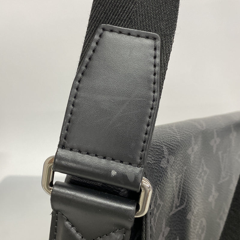 【6id5532】ルイヴィトン ショルダーバッグ モノグラム・エクリプス ディストリクトPM NM M44000 ブラック【中古】メンズ