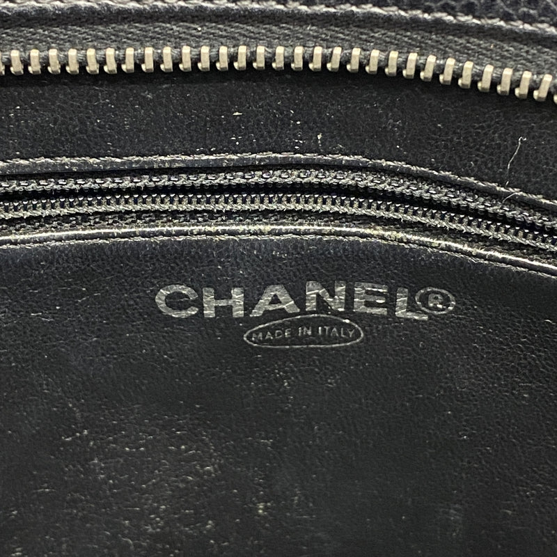 【6id5545】シャネル トートバッグ 復刻トート キャビアスキン ブラック シルバー金具【中古】レディース