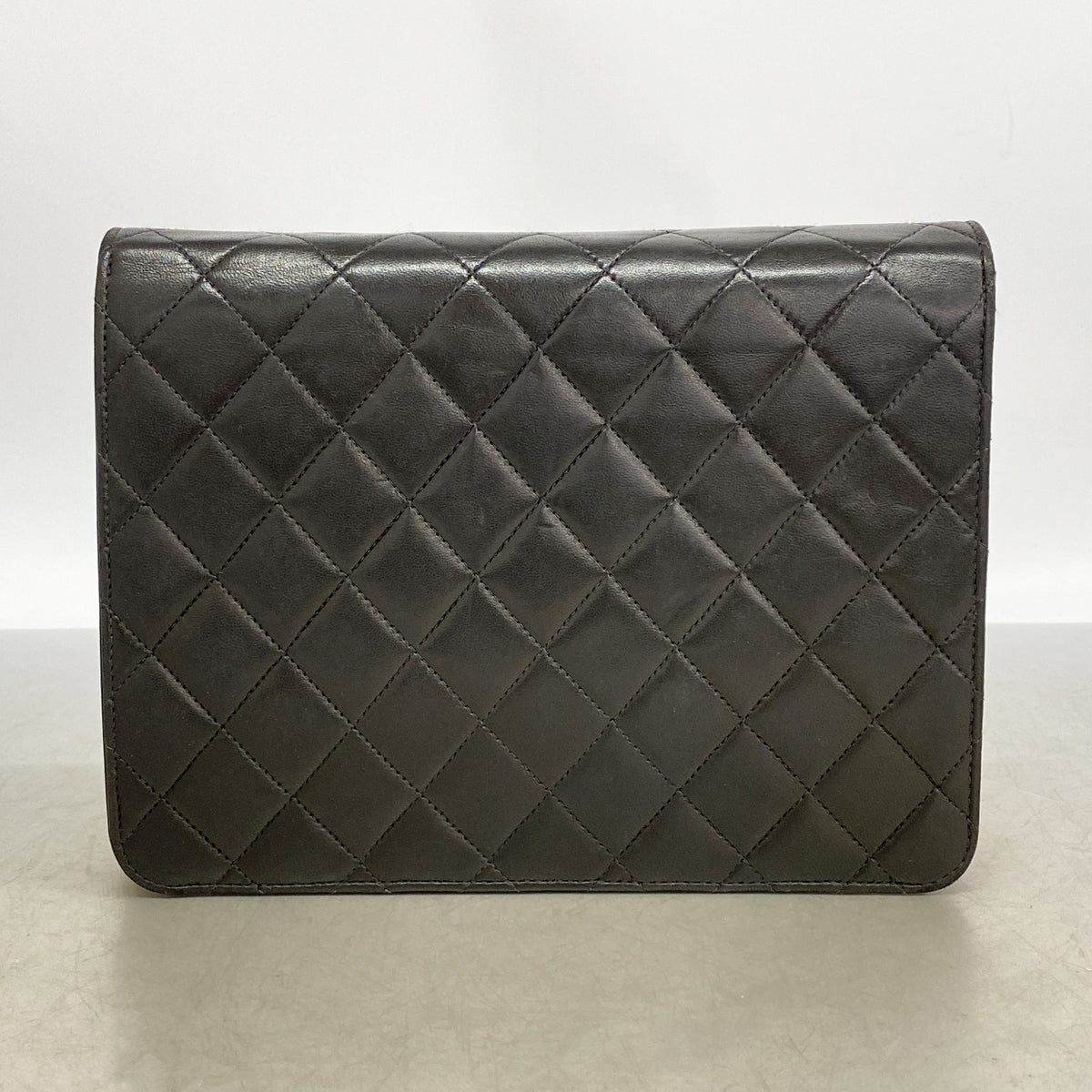 【6id5546】シャネル ショルダーバッグ マトラッセ チェーンショルダー ラムスキン ブラック ゴールド金具【中古】レディース