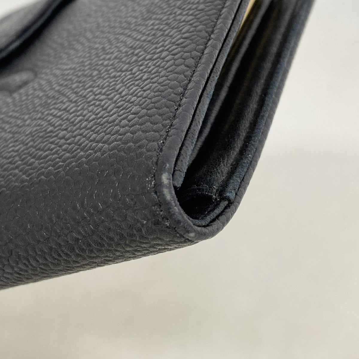 【6id5547】シャネル 長財布 キャビアスキン ブラック ゴールド金具【中古】メンズ レディース ユニセックス