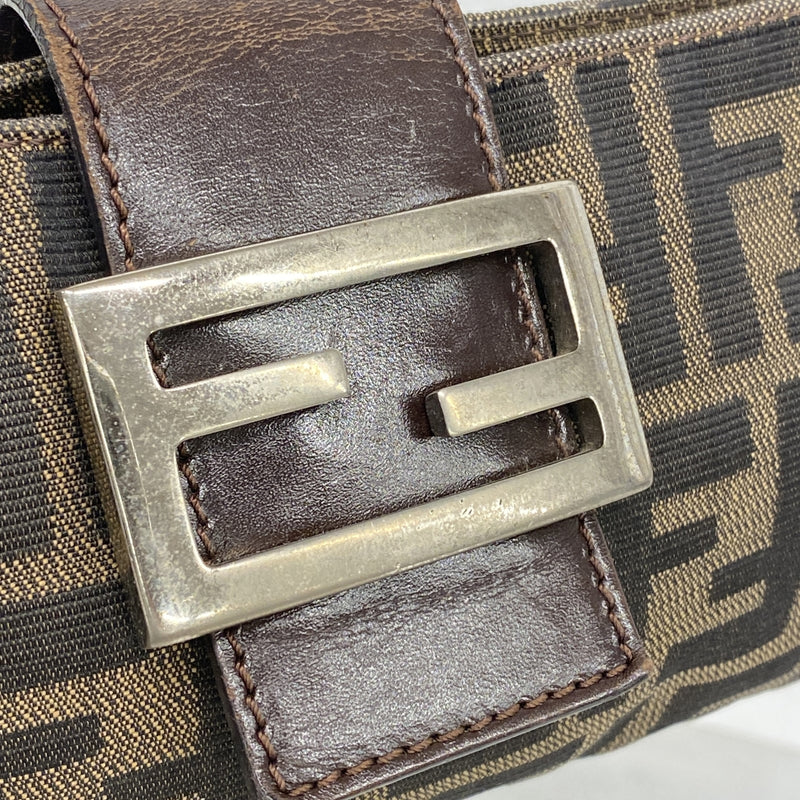 【6id5553】フェンディ ショルダーバッグ ズッカ ナイロンキャンバス ブラウン シルバー金具【中古】レディース