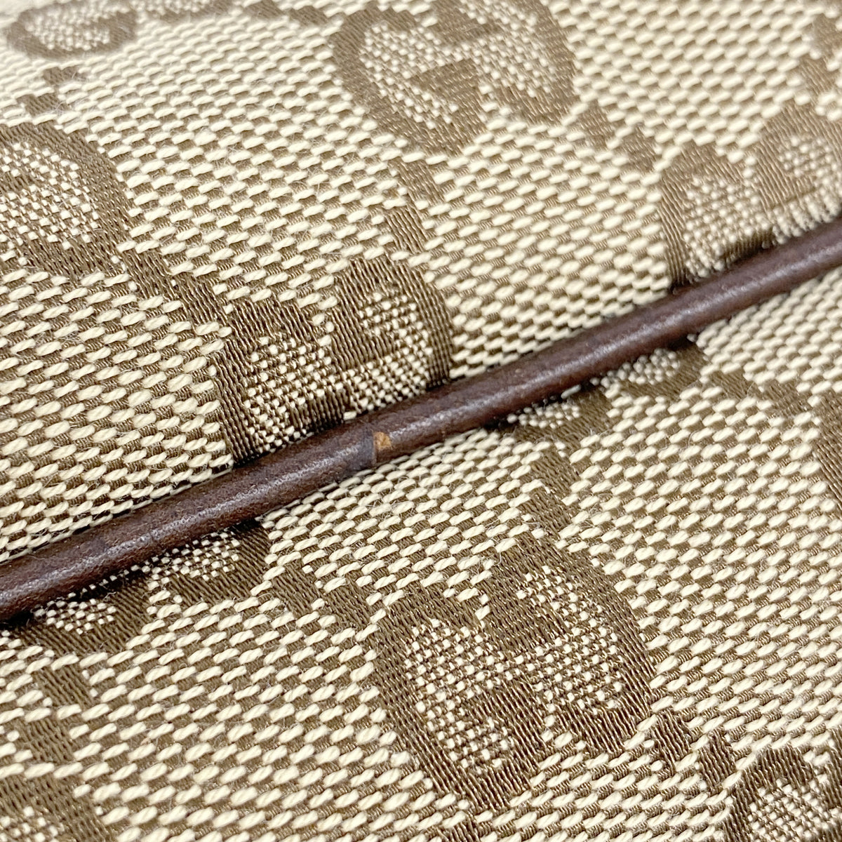 【6id5556】グッチ ショルダーバッグ GGキャンバス/シェリーライン 152610 キャンバス ベージュ シルバー金具【中古】レディース