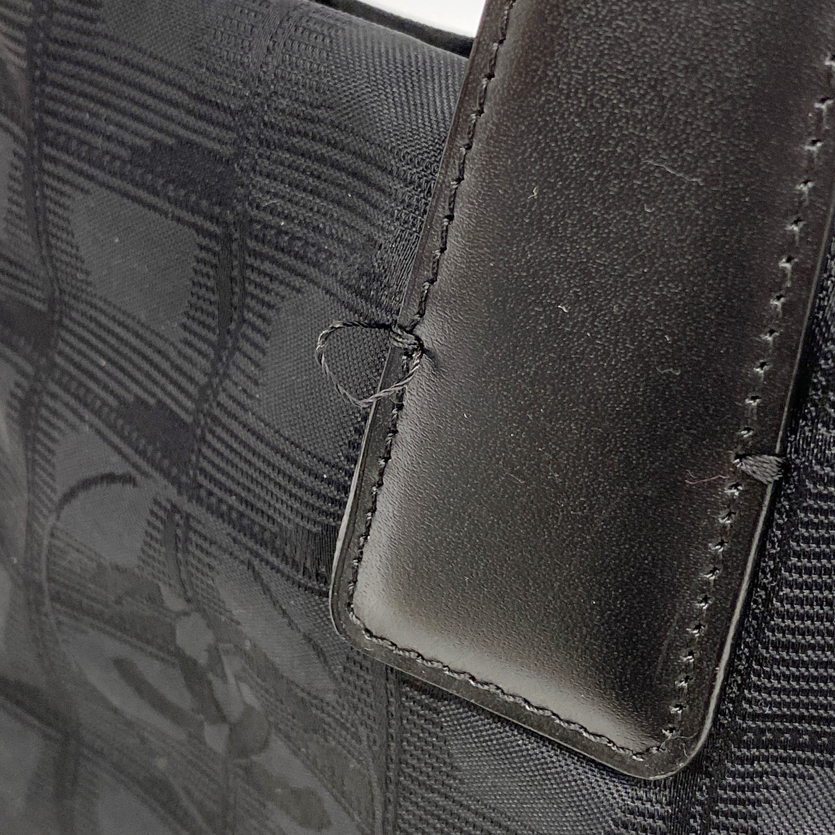 【6id5592】シャネル トートバッグ ニュートラベル ナイロン ブラック シャンパンゴールド金具【中古】レディース