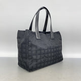 【6id5592】シャネル トートバッグ ニュートラベル ナイロン ブラック シャンパンゴールド金具【中古】レディース