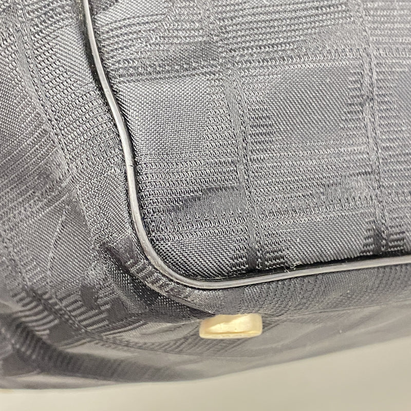 【6id5592】シャネル トートバッグ ニュートラベル ナイロン ブラック シャンパンゴールド金具【中古】レディース