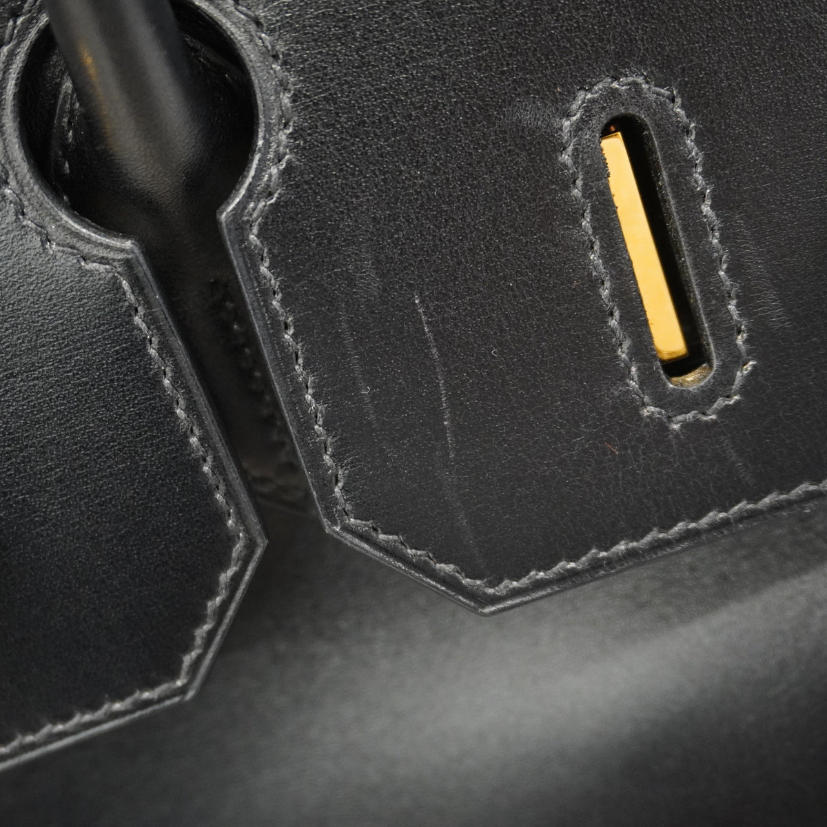 【6id5606】エルメス ハンドバッグ オータクロア32 ボックスカーフ ブラック ゴールド金具 □F刻印【中古】レディース