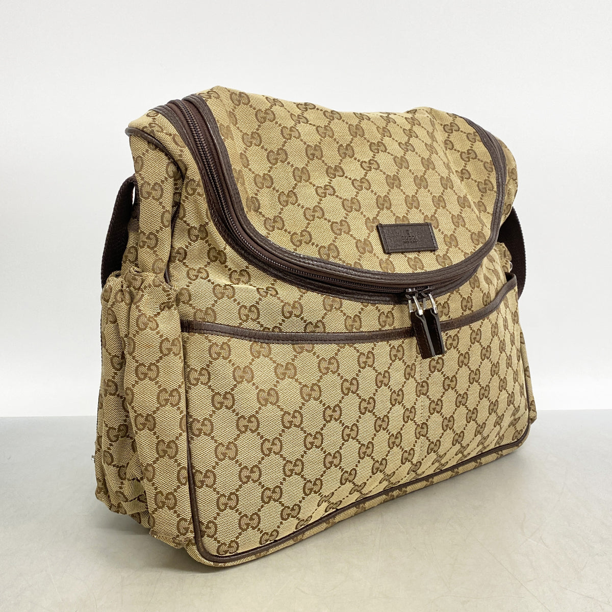 【6id5632】グッチ ショルダーバッグ GGキャンバス 123326 キャンバス ベージュ シルバー金具【中古】メンズ レディース ユニセックス