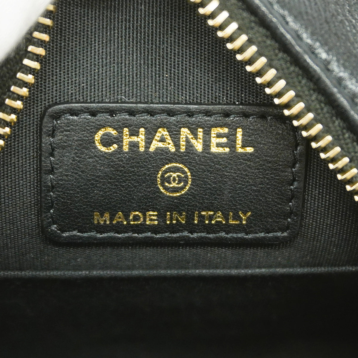 【6id5654】シャネル ショルダーバッグ マトラッセ チェーンショルダー ラムスキン ブラック シャンパンゴールド金具【中古】レディース