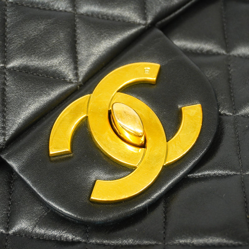 【6id5655】シャネル ショルダーバッグ デカマトラッセ Wチェーン ラムスキン ブラック ゴールド金具【中古】レディース