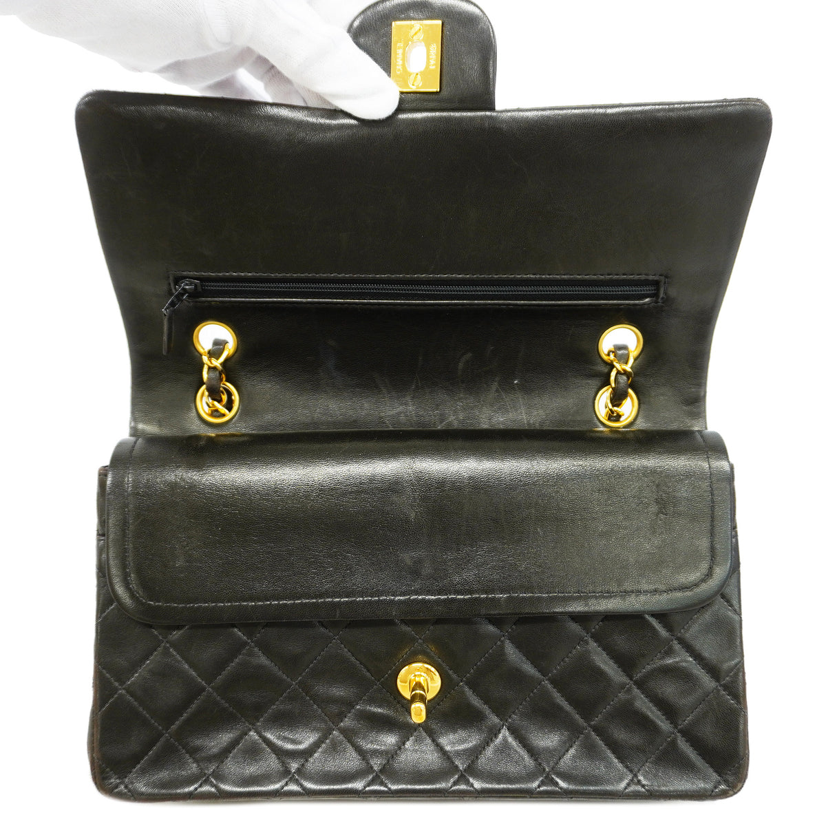 【6id5660】シャネル ショルダーバッグ マトラッセ Wフラップ Wチェーン ラムスキン ブラック ゴールド金具【中古】レディース