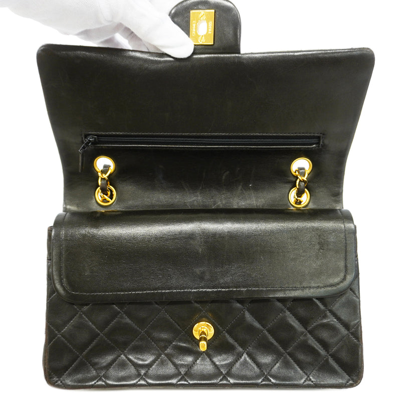 【6id5660】シャネル ショルダーバッグ マトラッセ Wフラップ Wチェーン ラムスキン ブラック ゴールド金具【中古】レディース