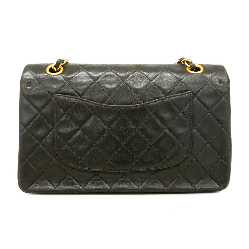 【6id5660】シャネル ショルダーバッグ マトラッセ Wフラップ Wチェーン ラムスキン ブラック ゴールド金具【中古】レディース