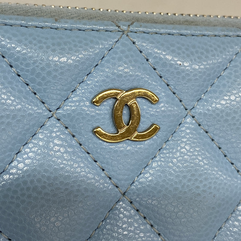 【6id5671】シャネル コインケース マトラッセ キャビアスキン ライトブルー ゴールド金具【中古】レディース