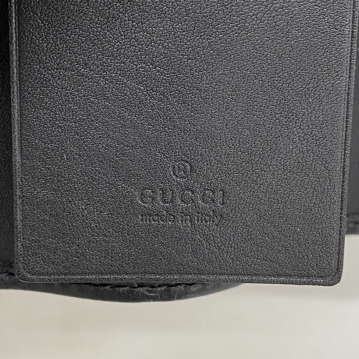【6id5672】グッチ キーケース グッチシマ 138093 レザー ブラック シャンパンゴールド金具【中古】メンズ レディース ユニセックス