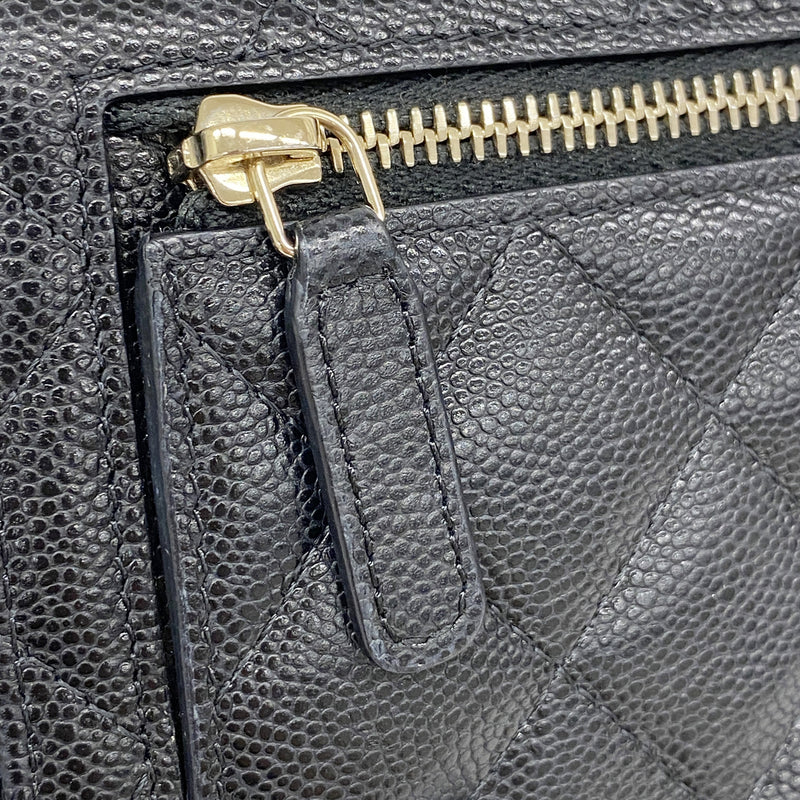 【6id5711】シャネル 財布 マトラッセ キャビアスキン ブラック シャンパンゴールド金具【中古】レディース