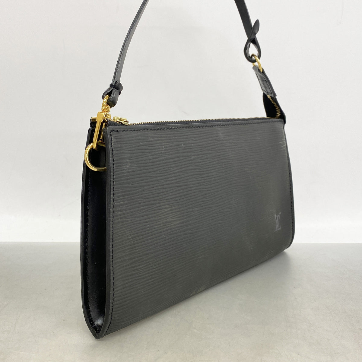 【6id5716】ルイヴィトン ポーチ エピ ポシェットアクセソワール M52942 ノワール【中古】レディース