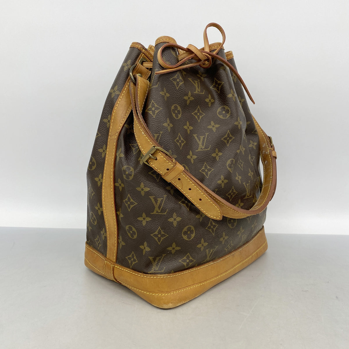 【6id5726】ルイヴィトン ショルダーバッグ モノグラム ノエ M42224 ブラウン【中古】レディース