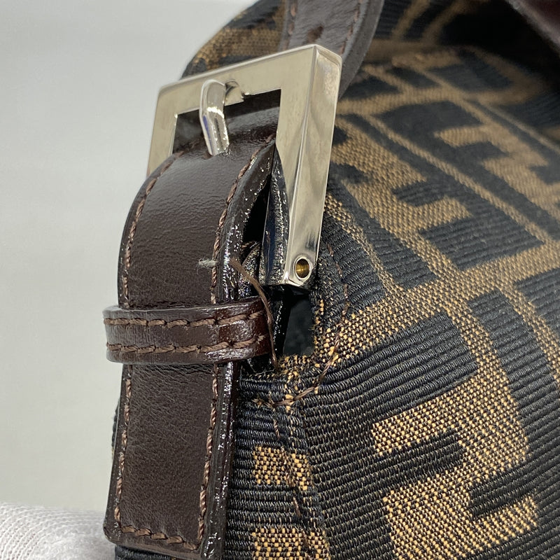 【6id5728】フェンディ ハンドバッグ ズッカ ナイロンキャンバス ブラウン シルバー金具【中古】レディース