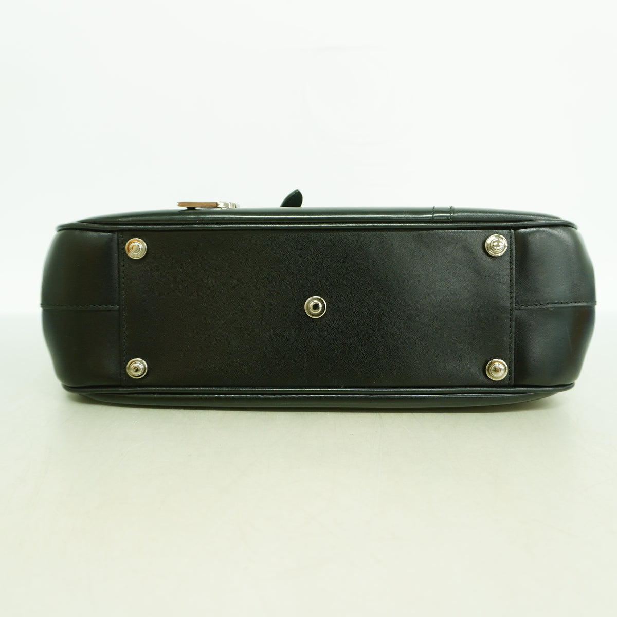 【6id5754】クリスチャンディオール ハンドバッグ エナメル ブラック シルバー金具【中古】レディース