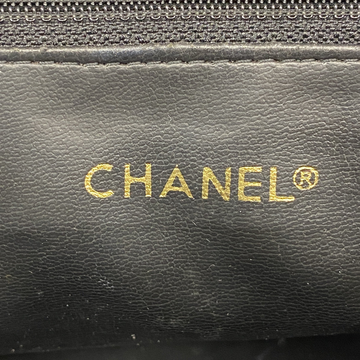 【6id5771】シャネル ショルダーバッグ マトラッセ チェーンショルダー ラムスキン ブラック ゴールド金具【中古】レディース