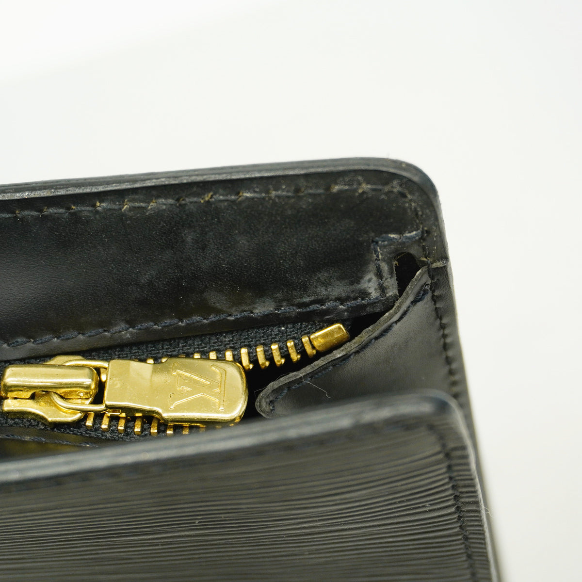 【6id5778】ルイヴィトン クラッチバッグ エピ ポシェットオム M52522 ノワール【中古】メンズ