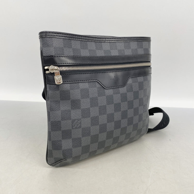 【6id5802】ルイヴィトン ショルダーバッグ ダミエ・グラフィット トマス N58028 ブラック【中古】メンズ