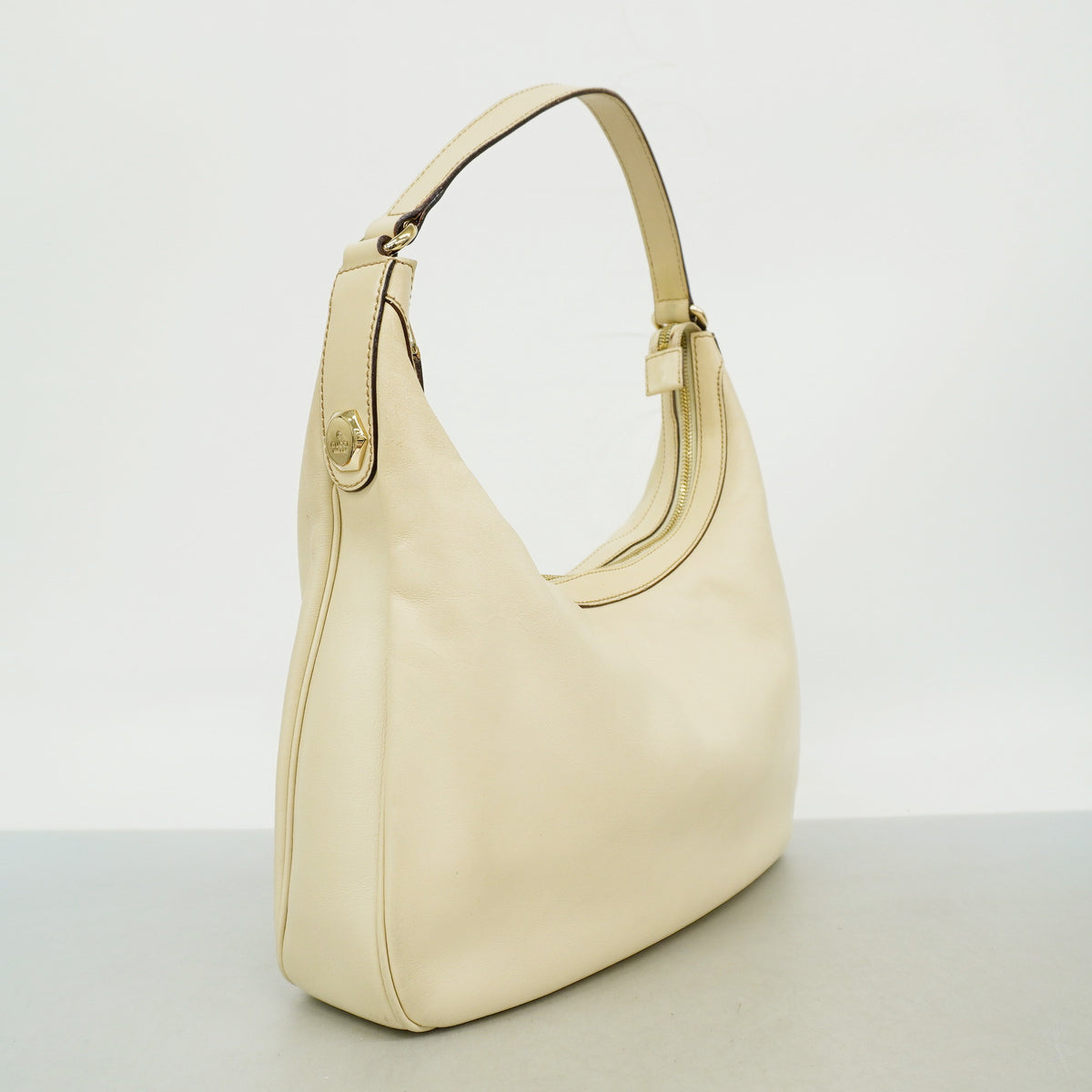 【6id5804】グッチ ショルダーバッグ レザー アイボリー ゴールド金具【中古】レディース
