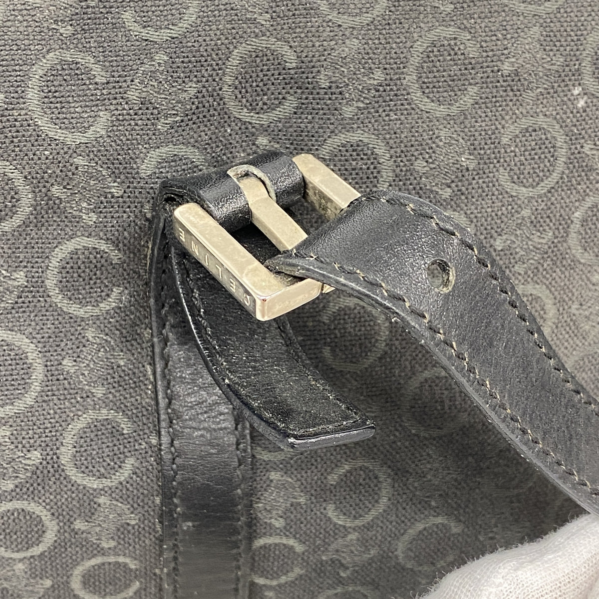 【6id5905】セリーヌ ショルダーバッグ Cマカダム キャンバス ブラック シルバー金具【中古】レディース