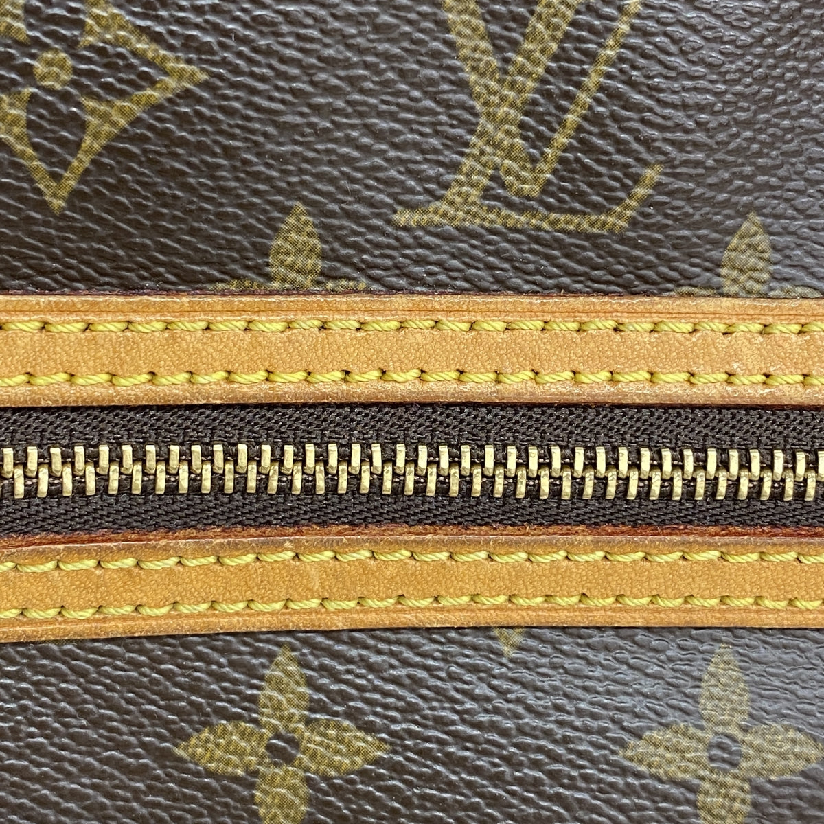 【6id5920】ルイヴィトン ショルダーバッグ モノグラム シテMM M51182 ブラウン【中古】レディース
