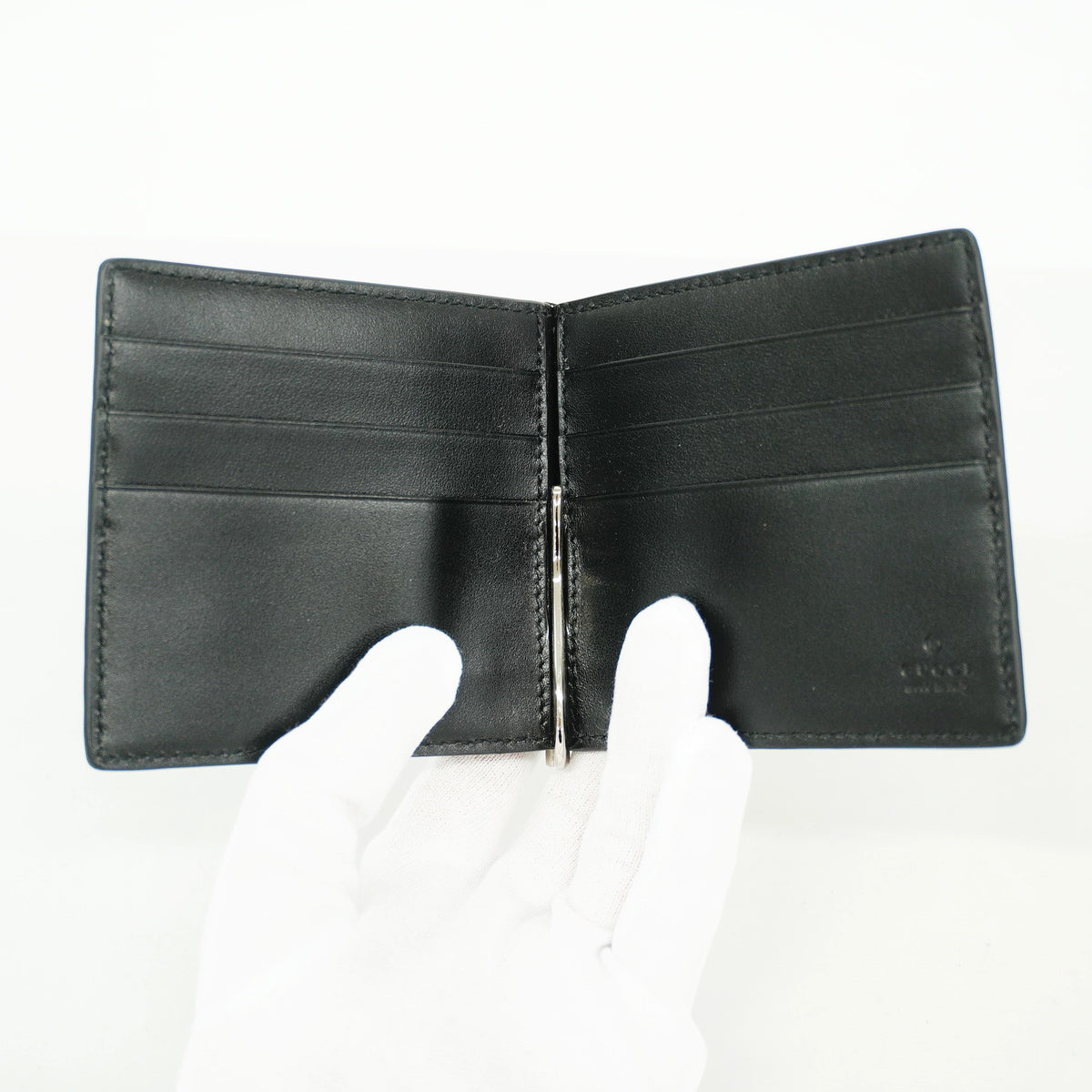 【6id5940】グッチ マネークリップ GGエンボス 676656 レザー ブラック シルバー金具【中古】メンズ
