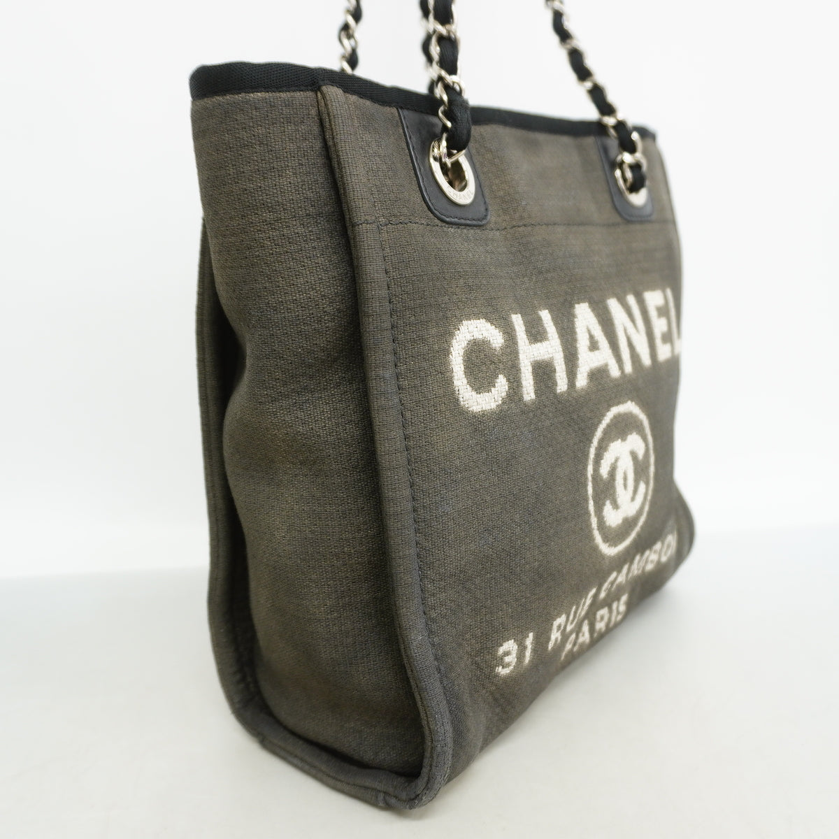 【6id5950】シャネル チェーントート ドーヴィル キャンバス ブラック グレー シルバー金具【中古】レディース