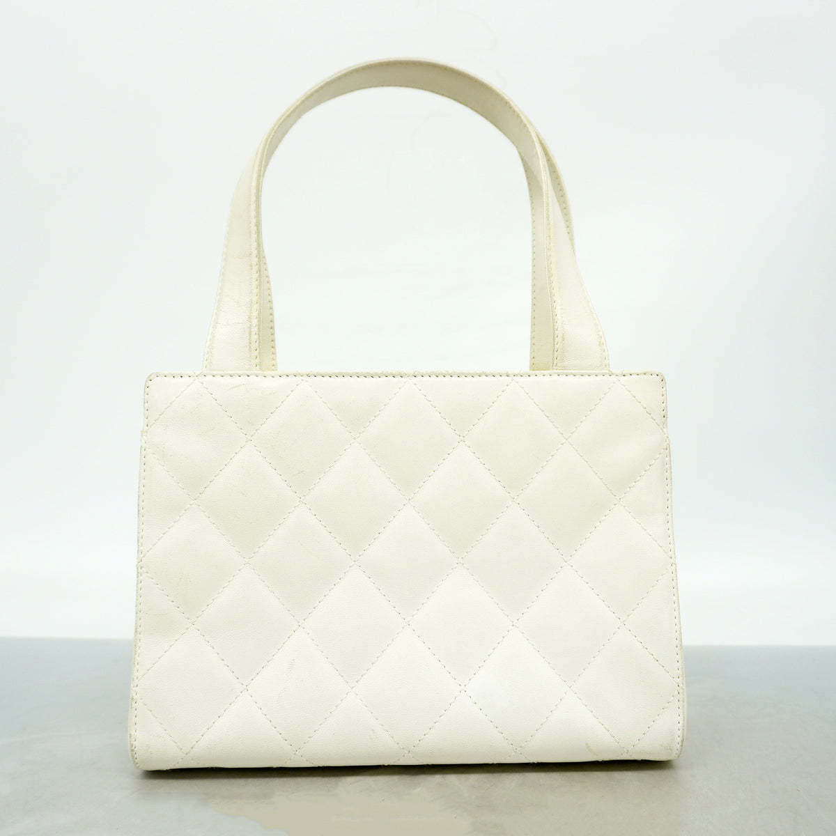 【6id5961】シャネル トートバッグ ワイルドステッチ レザー ホワイト シャンパンゴールド金具【中古】レディース