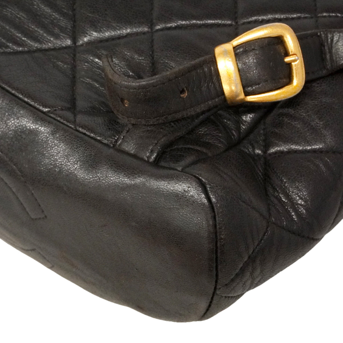 【6id5986】シャネル リュック・デイパック マトラッセ ラムスキン ブラック ゴールド金具【中古】レディース