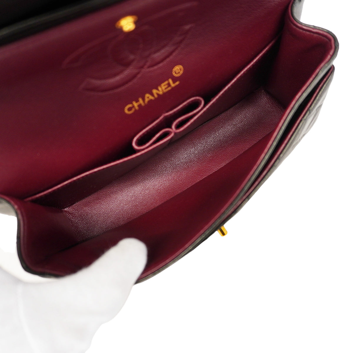【6id5990】シャネル ショルダーバッグ マトラッセ Wフラップ Wチェーン ラムスキン ブラック ゴールド金具【中古】レディース
